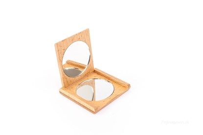 zrkadlo drevene malé zrkadielko kabelka drevenom puzdre