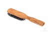Oválna kefa na vlasy z olivového dreva s diviačími štetinami. 
